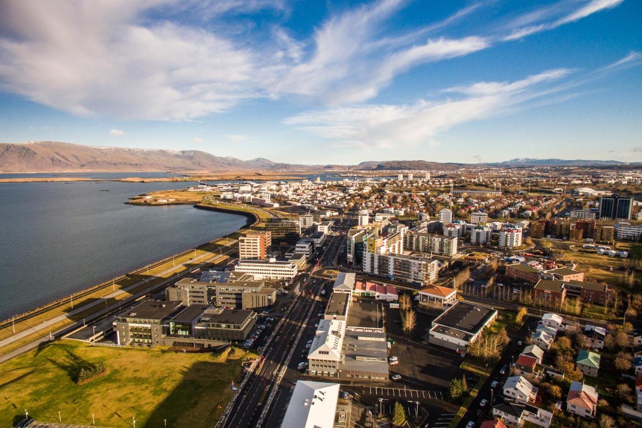 Tower Suites Reykjavik Room photo